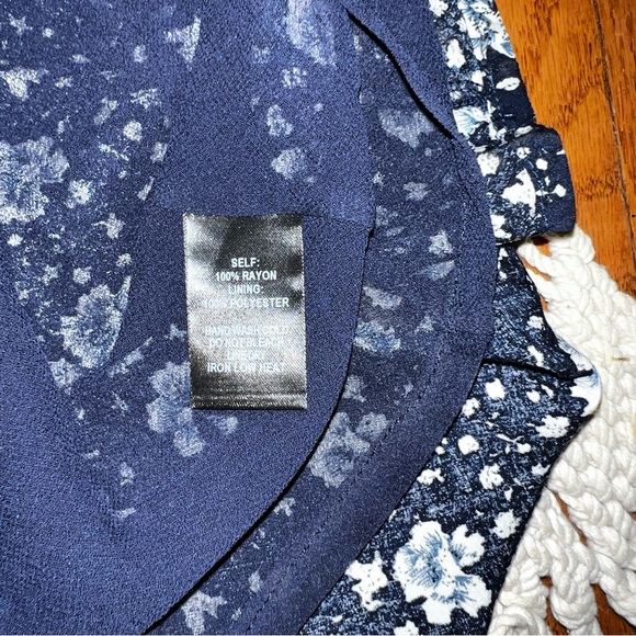 Lulu’s | Floral A line Dress - Picture 5 of 8